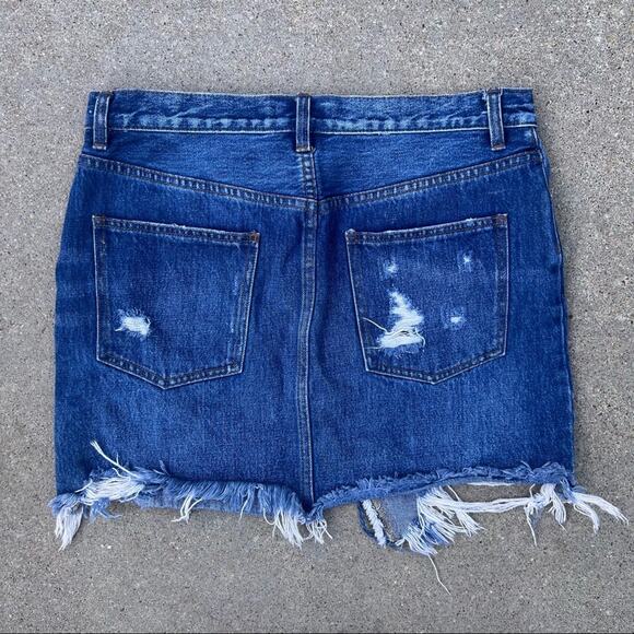 We The Free Raw Hem Denim Mini Skirt Size 27 - Picture 2 of 5